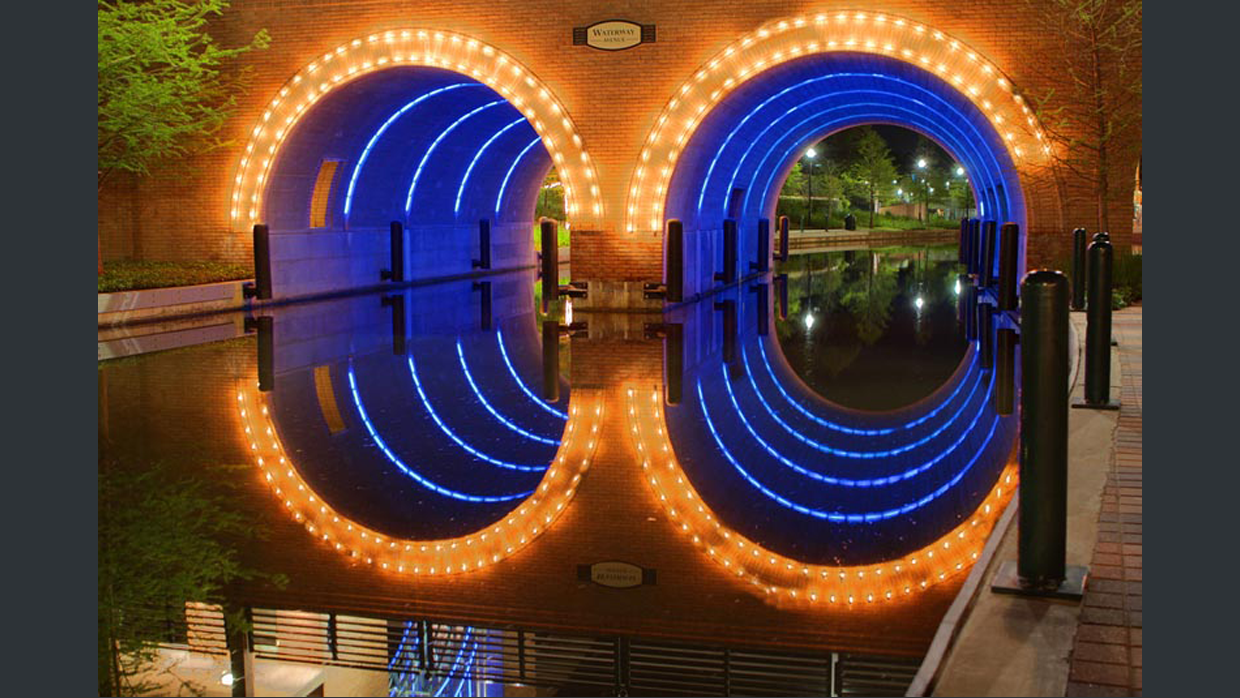 woodlands waterway bridge title=